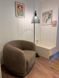 Loft Cosy avec billard et à 10 minutes de laéroport de Zaventem