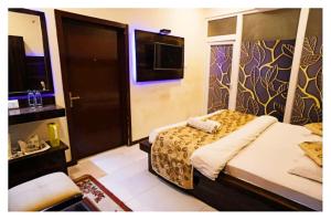 Hotel Temptation Ultimate Prayagraj AC NR NON AC Both Room