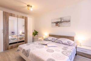 House and Apt. in Crikvenica 39364