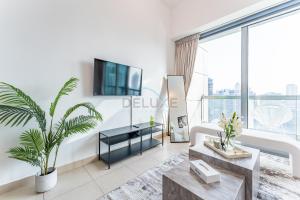Partial Canal & City Views Studio on a High-Level Floor, Close to Dubai Opera, Burj Park & Dubai Mall, 8 BLVD Walk, Downtown Dubai by Deluxe Holiday Homes