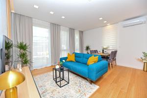 Luxury apartment with private garden