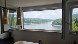 Ferienwohnung Seerandweg - 4-star hotels in Simmerath