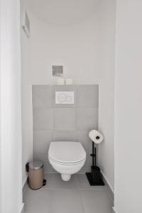 Central & Quiet 3rd District Walksights