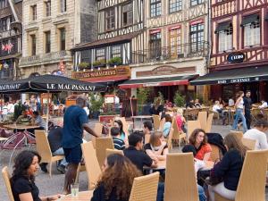 Hotels hotelF1 Rouen Zenith Parc Expo : photos des chambres