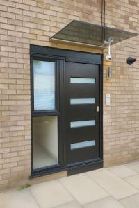 95 Deluxe London Studios