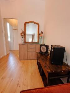 Quiet and bright apartment with separate bedroom