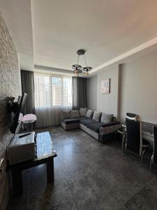 Пиросмани 29