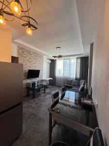 Пиросмани 29