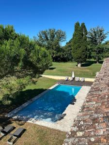 B&B / Chambres d'hotes Chateau d-Arcamont : Chambre Lit King-Size