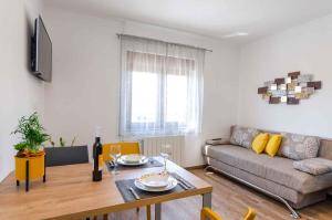 Apartments in Crikvenica 39324