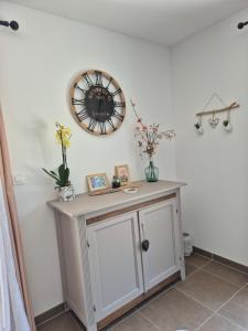 Maisons de vacances Au fond du village : photos des chambres