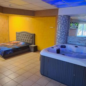 Masažinis baseinas senamiestyje