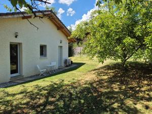 Maisons de vacances Au fond du village : photos des chambres