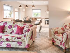 Willow Cottage