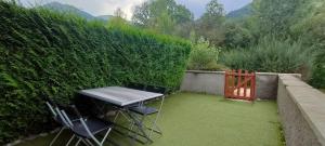 Appartements T2 familial 4-5 pers bord de la neste, parking prive gratuit : photos des chambres