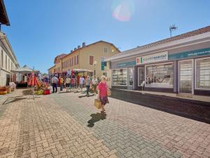 Appartements Spacieux T2 renove, vue nature, balcon sud, Wifi, parking a Barbotan - FR-1-841-54 : photos des chambres
