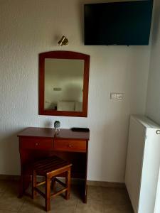 Ψητοπωλείο Καφέ Ενοικιαζόμενα Δωμάτια Όλυμπος