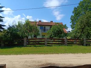 Gospodarstwo agroturystyczne MARKO , pokoje Guja