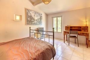 Villas La maison Calavoun : photos des chambres