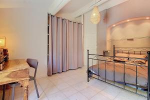 Villas La maison Calavoun : photos des chambres
