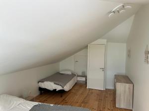 Maisons de vacances Bellevues-Sur-Mer, a 100 m de la plage : photos des chambres