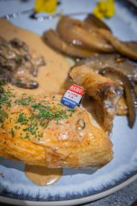 Hotels Logis Hotel restaurant & Pizzeria Vuillot : photos des chambres