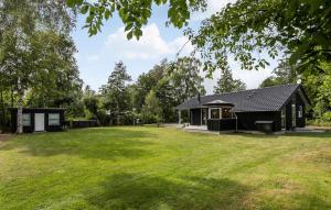 3 Bedroom Beautiful Home In Glesborg