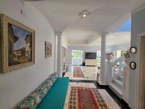 Clássica casa pé na areia em Guaratuba