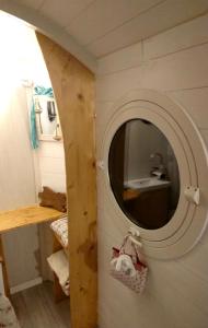 Appartements La Salicorne hebergement insolite : photos des chambres