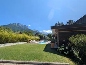 Villas Villa d-exception - piscine, pool house & vues panoramiques lac : photos des chambres