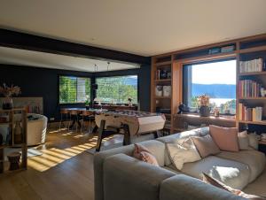 Villas Villa d-exception - piscine, pool house & vues panoramiques lac : photos des chambres