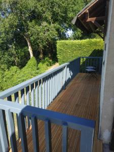 Maisons de vacances Gite Les 2 Ponts, studio superbe vue sur la Dordogne : photos des chambres