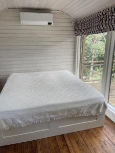 House with its own jetty, high standard - Dalarö