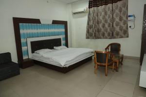 hotel mayur