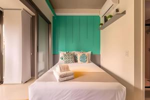 Studio ao lado metrô Paraíso