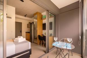 Studio ao lado metrô Paraíso