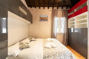 Keys of Italy -Guanto15Mono-Conveniente e centrale