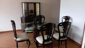 Apartamento Y Habitaciones Cerca Huellas, Aeropuerto El Dorado y Frente C C Hayuelos