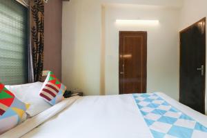 Super Hotel O by OYO Adri Hotels