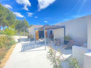 Appartement T2, neuf, vue époustouflante, piscine