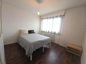 Appartements M46 Joli T3 Route de Geneve : photos des chambres