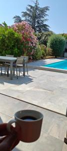 Maisons de vacances Belle Maison de vacances avec piscine. : photos des chambres