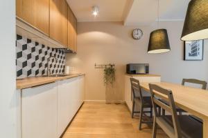 Old Town Comfort Studio by BookingHost