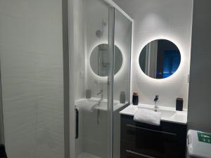 Appartements Renovated apartment - 3 bedrooms - parking - balcony : photos des chambres