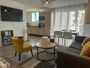 Appartements Renovated apartment - 3 bedrooms - parking - balcony : photos des chambres