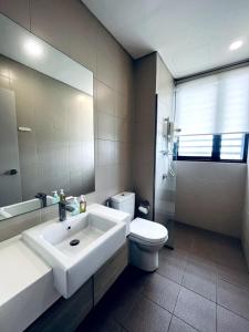 Novel Homes at i-City - WiFi TV Box 1 Carpark