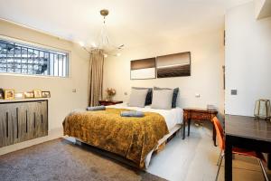 Appartements Appartement confortable, central 200m2 : photos des chambres