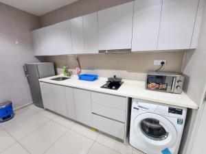 Orion Homes at i-City - WiFi TV Box and 1 Carpark