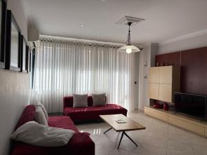 Laureta Central Apartment