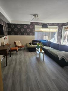 Full Privacy Townhome in Oslo with WIFI